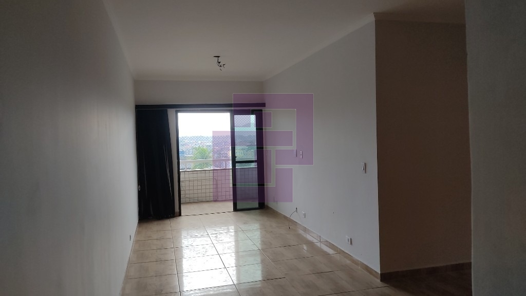 Enseada. Otimo apartamento