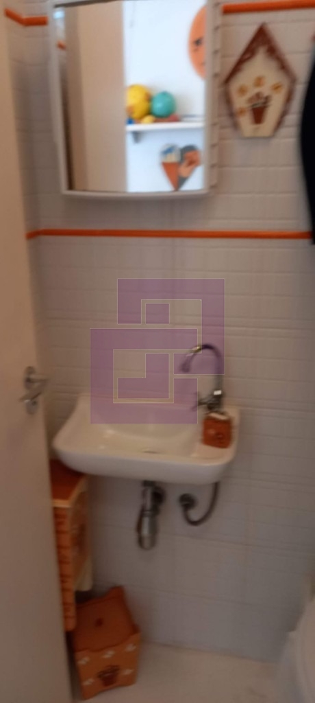 Venda de Apartamentos / Padrão na cidade de Guarujá