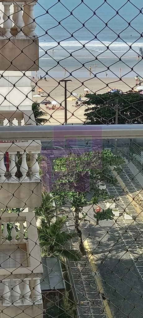 Venda de Apartamentos / Padrão na cidade de Guarujá