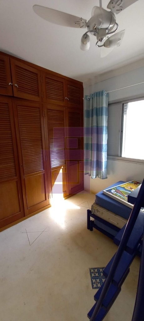Venda de Apartamentos / Padrão na cidade de Guarujá