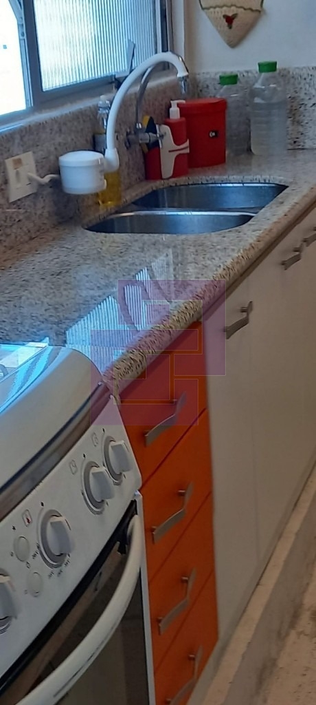 Venda de Apartamentos / Padrão na cidade de Guarujá