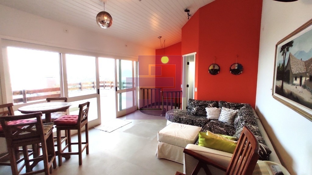 Venda de Casas / Sobrado na cidade de Guarujá