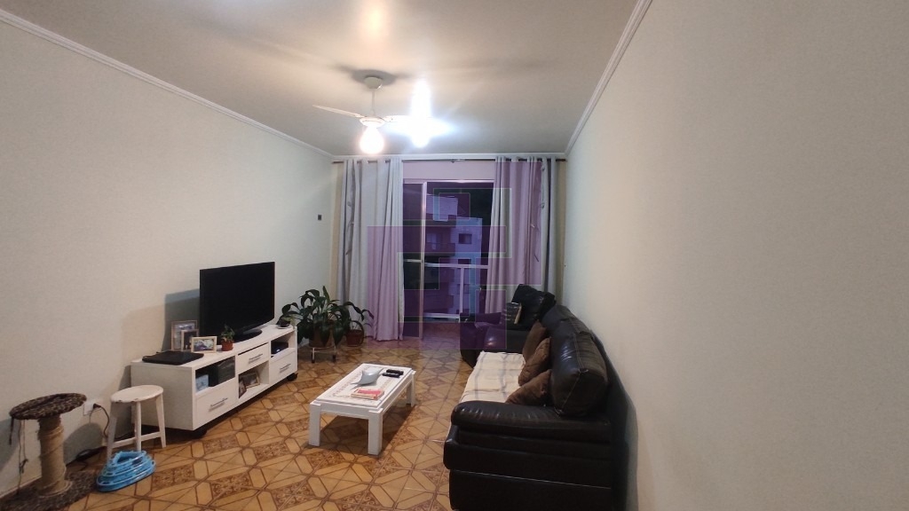 Venda de Apartamentos / Padrão na cidade de Guarujá