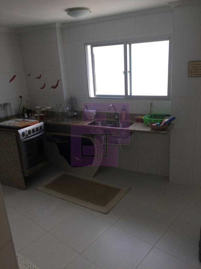 Apartamento para Venda em Guarujá / SP no bairro Pitangueiras