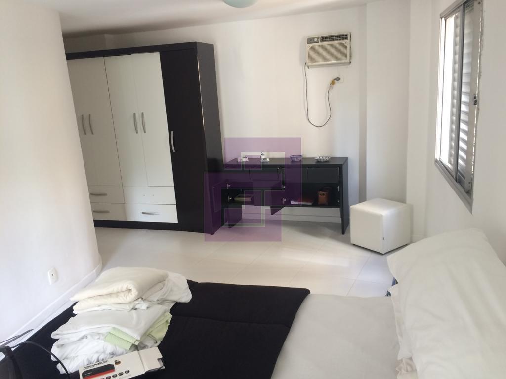 Apartamento para Venda em Guarujá / SP no bairro Pitangueiras
