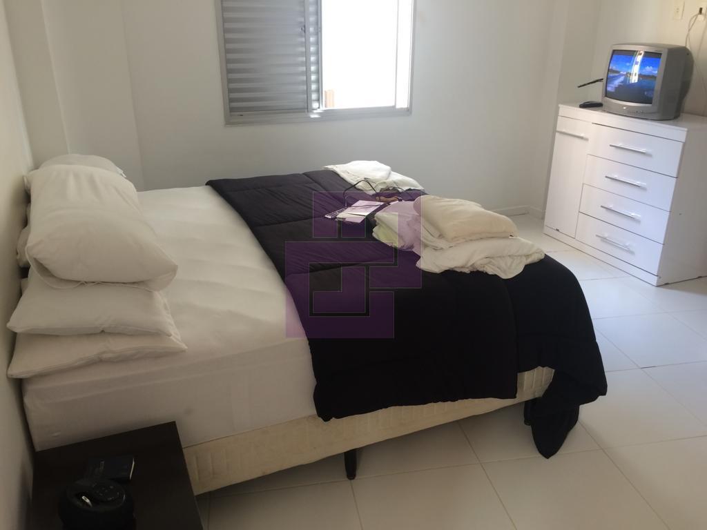 Apartamento para Venda em Guarujá / SP no bairro Pitangueiras