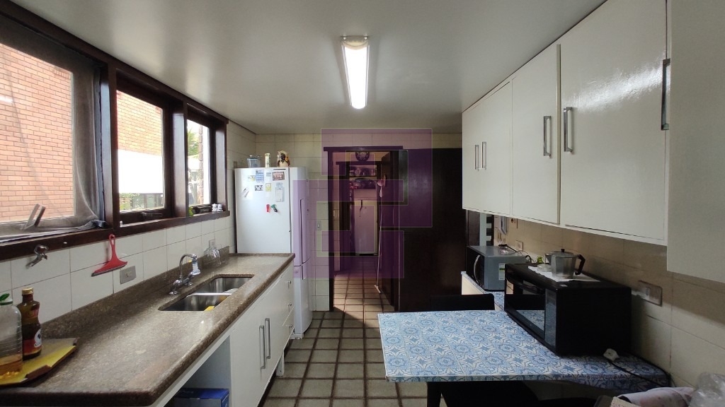 Enseada. Linda casa