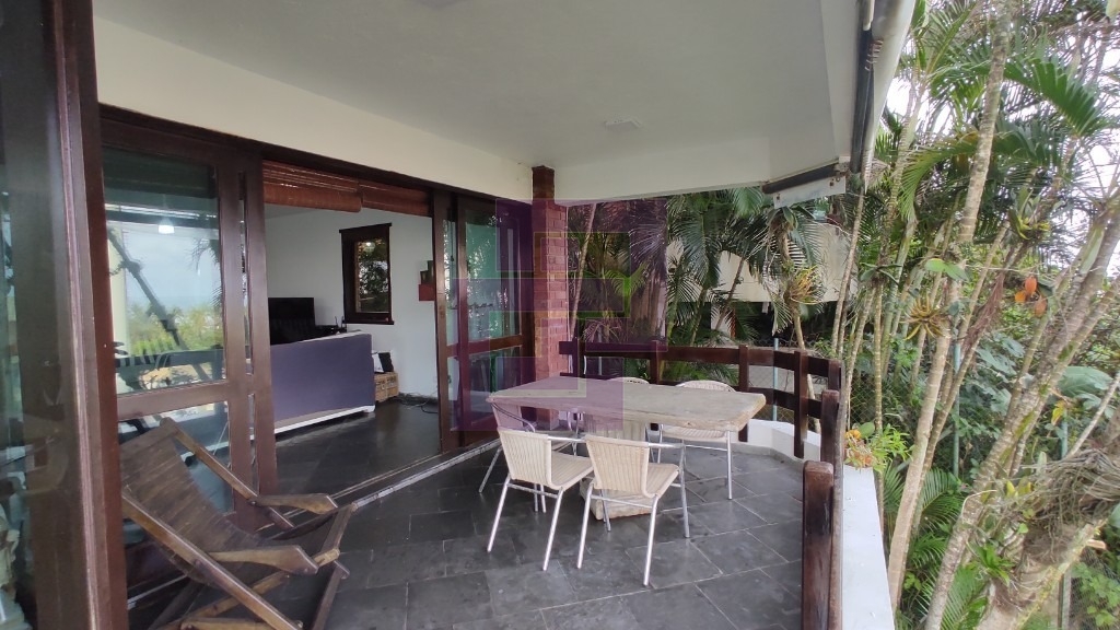 Enseada. Linda casa