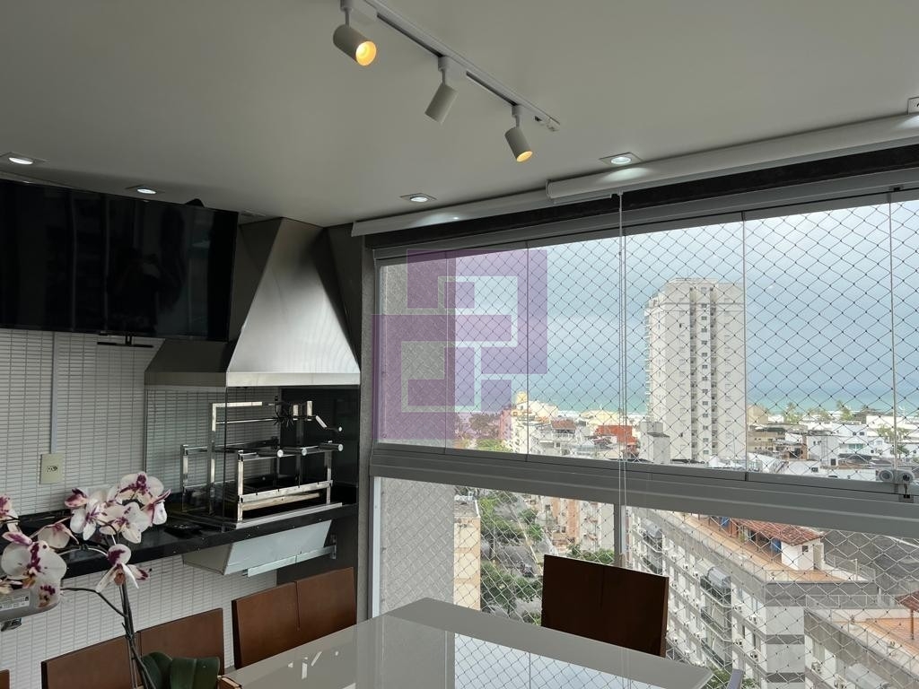 Enseada. Lindo Apartamento