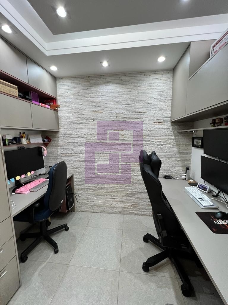 Enseada. Lindo Apartamento