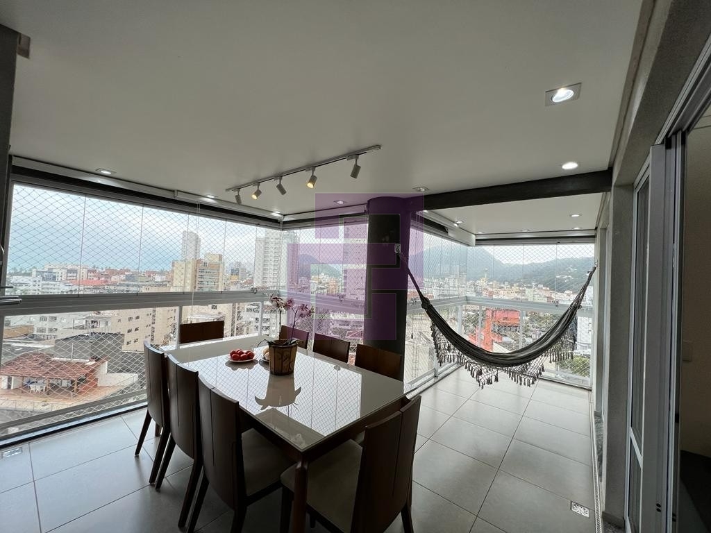 Enseada. Lindo Apartamento