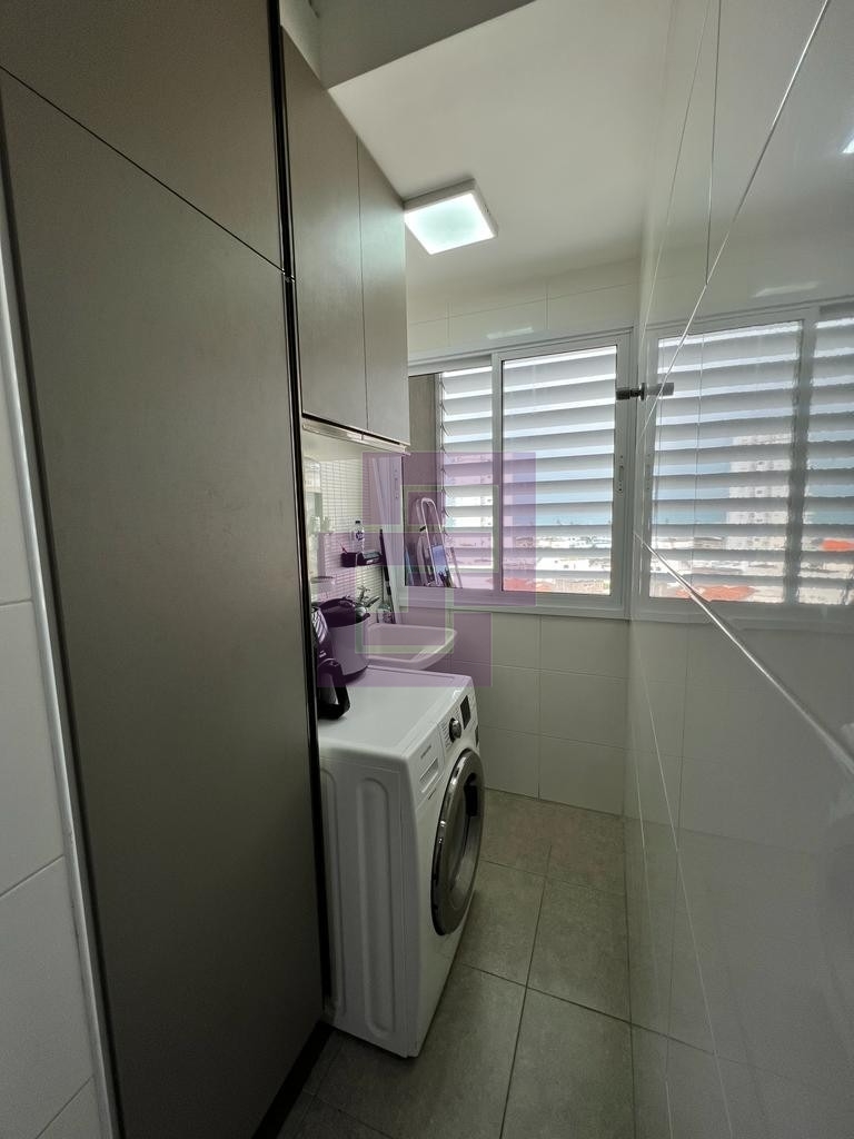 Enseada. Lindo Apartamento
