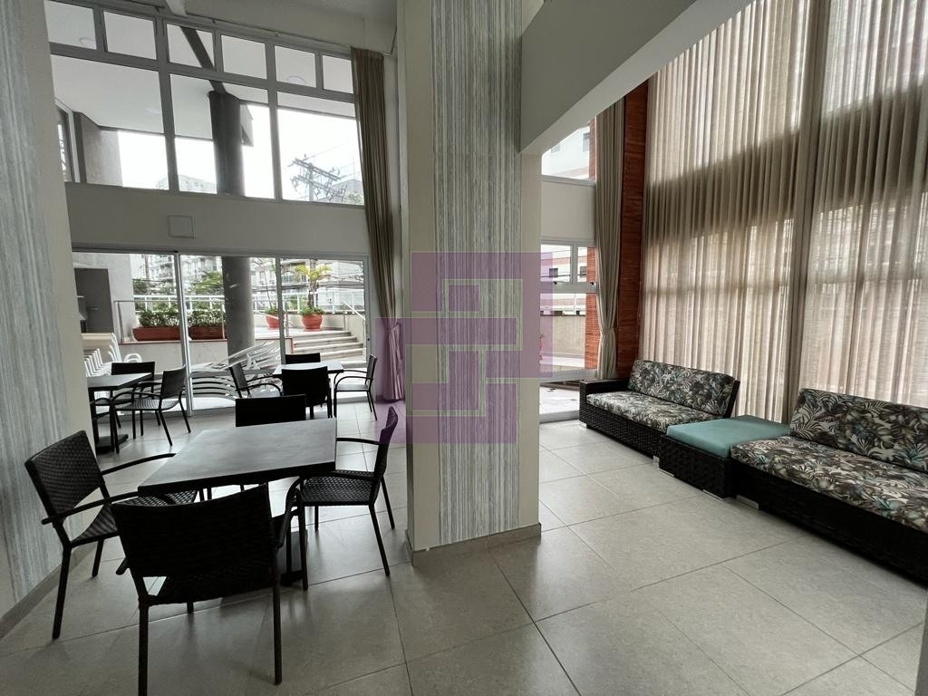 Enseada. Lindo Apartamento