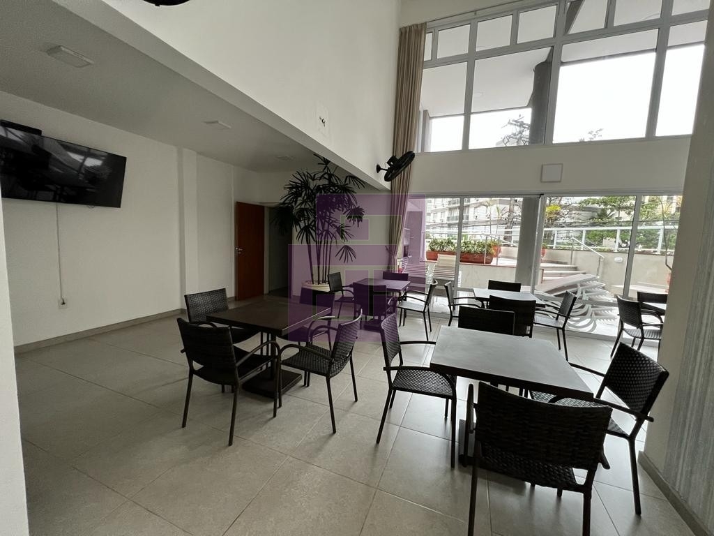 Enseada. Lindo Apartamento