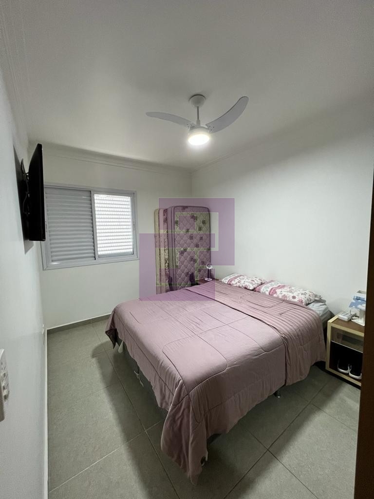 Enseada. Lindo Apartamento