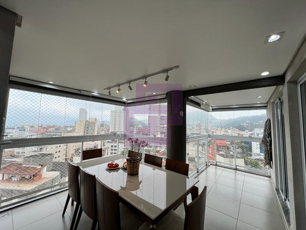 Enseada. Lindo Apartamento