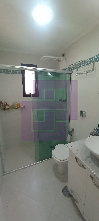 Venda de Apartamentos / Padrão na cidade de Guarujá