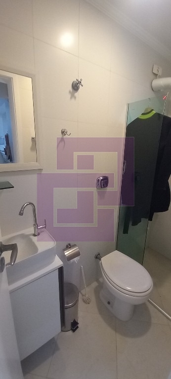 Venda de Apartamentos / Padrão na cidade de Guarujá