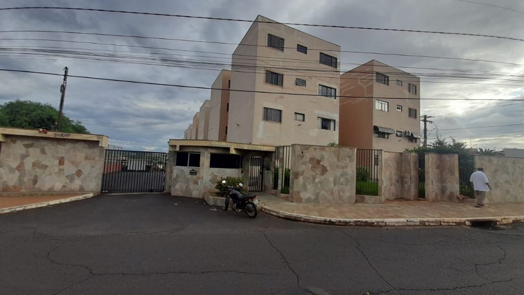 Apto no edifício santa catarina - vila xavier