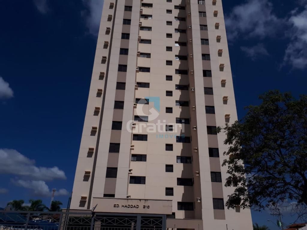 Apartamento c/ suíte no edifício haddad