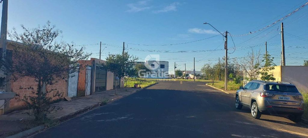 Terreno murado no loteamento residencial campos de piemonte