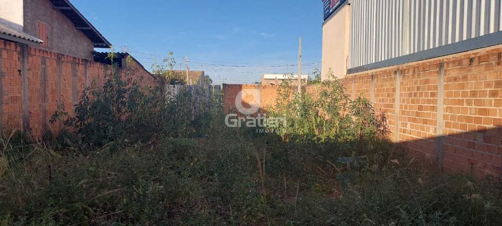 Terreno murado no loteamento residencial campos de piemonte