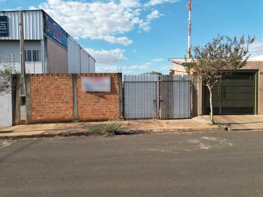 Terreno murado no loteamento residencial campos de piemonte