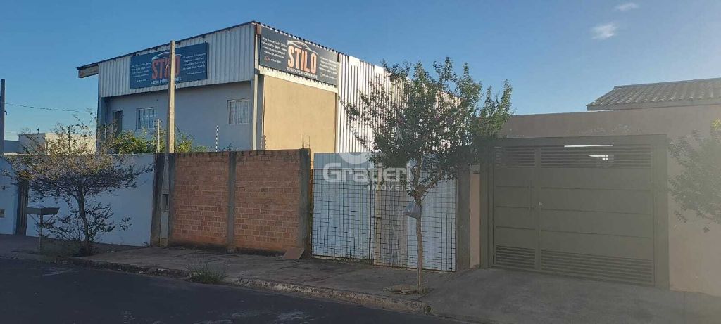 Terreno murado no loteamento residencial campos de piemonte