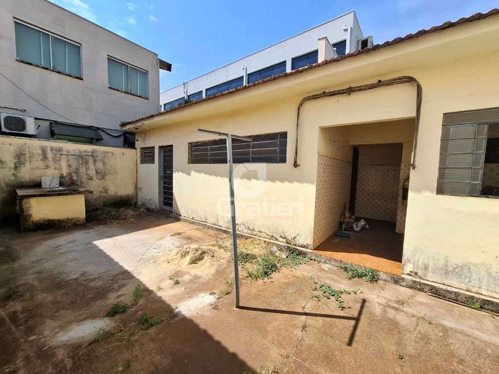 Casa 3 quartos s/ 2 suítes na vila sedenho