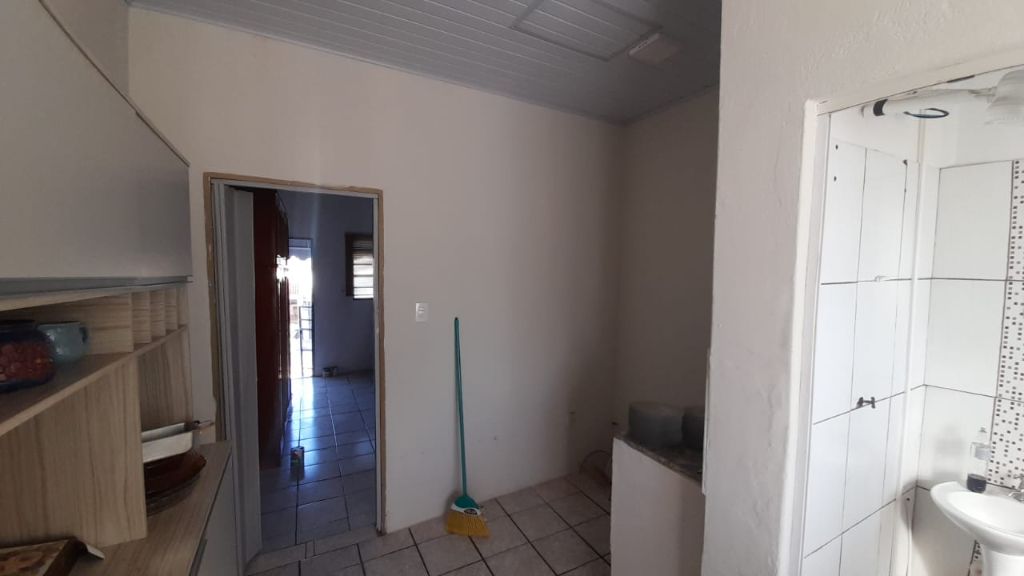 Casa c/ kitnet na maurício galli