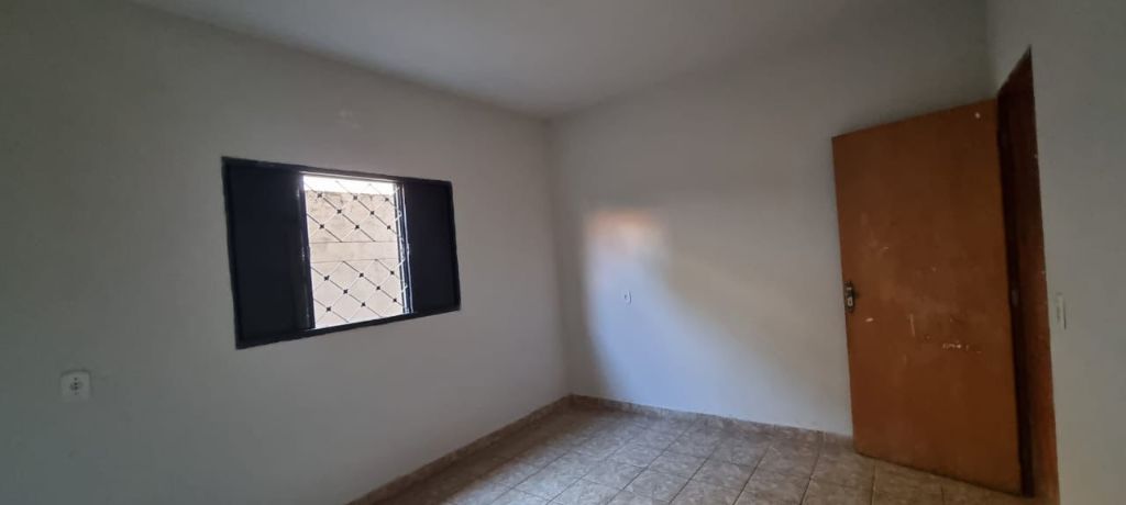 Casa com sala comercial – américo brasiliense