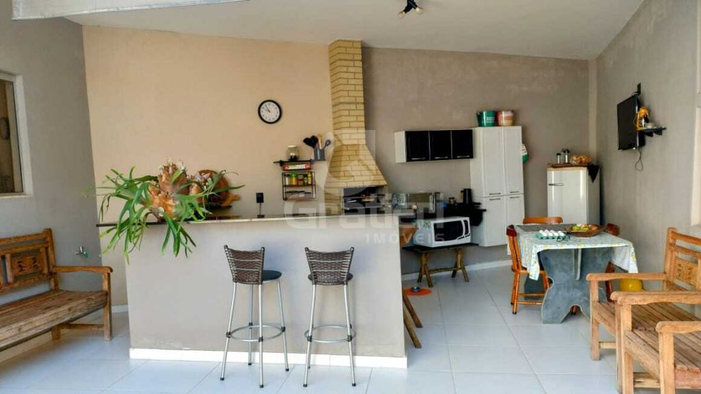 Casa Jardim Padre Anchieta 3 Suítes