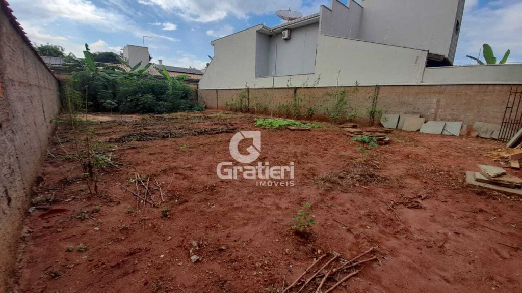 Terreno jd. Aclimação todo murado c/ 12 metros de frente
