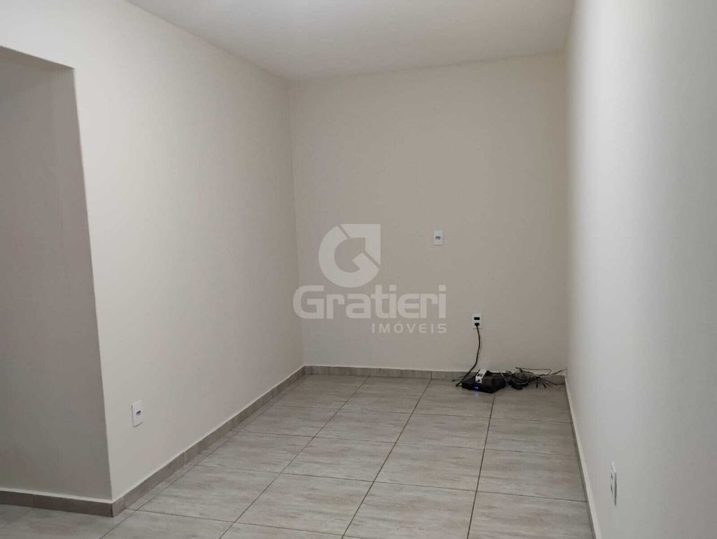 Casa 3 quartos com 1 suíte no yolanda opice