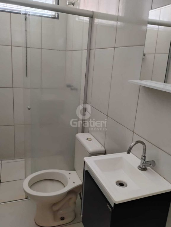 Casa 3 quartos com 1 suíte no yolanda opice