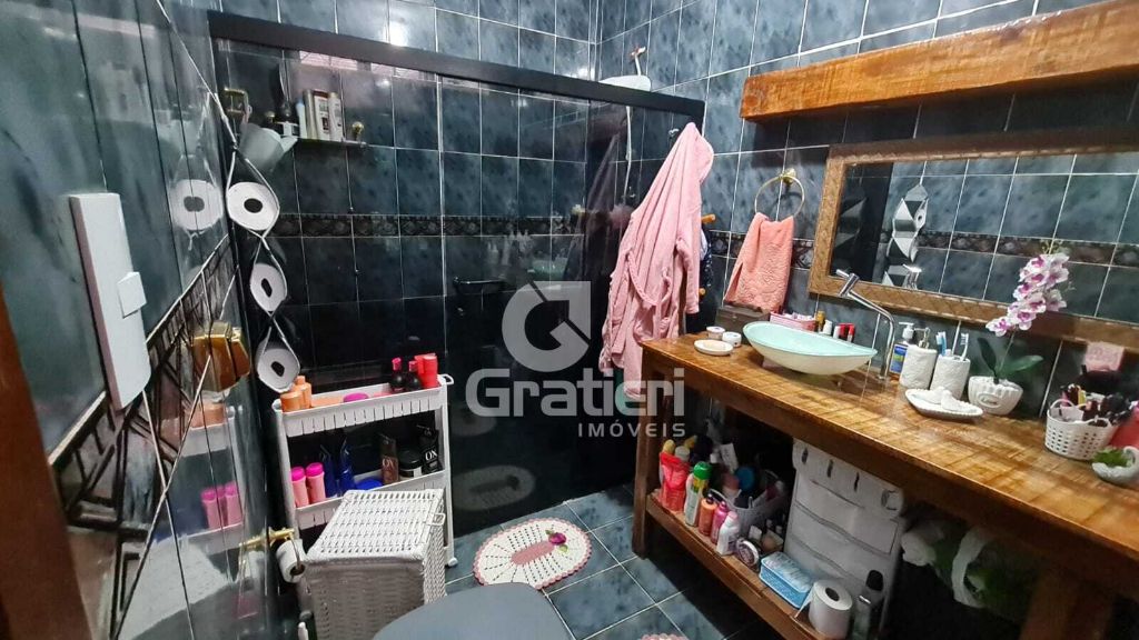 Casa 4 dormitórios sendo 2 suítes, vila xavier