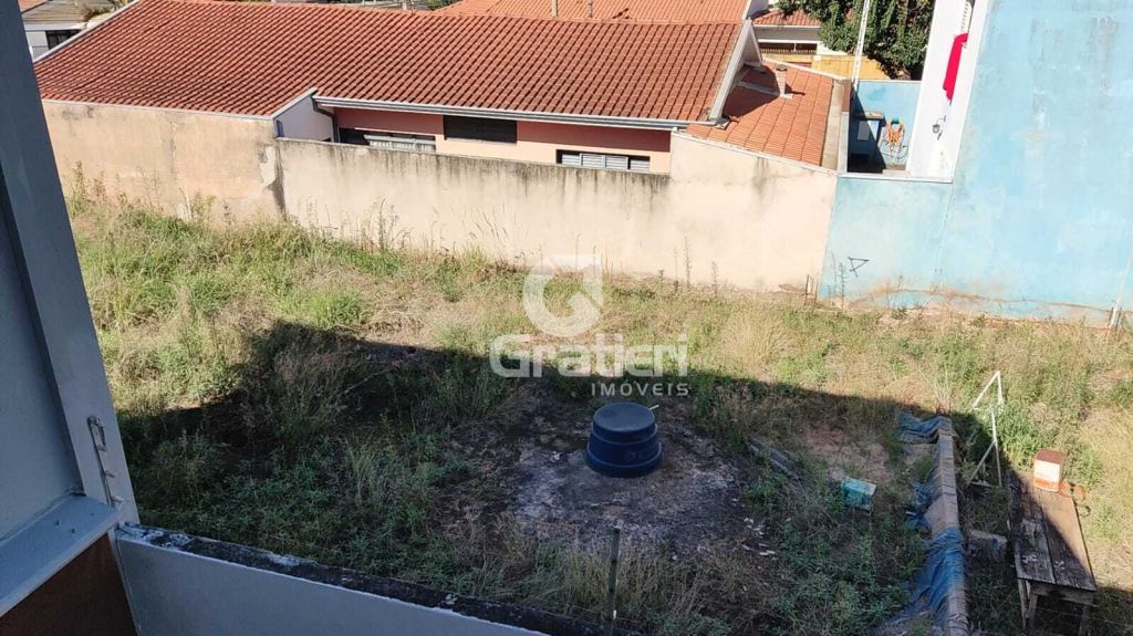 Terreno 12x35, todo murado, perto da rodoviária