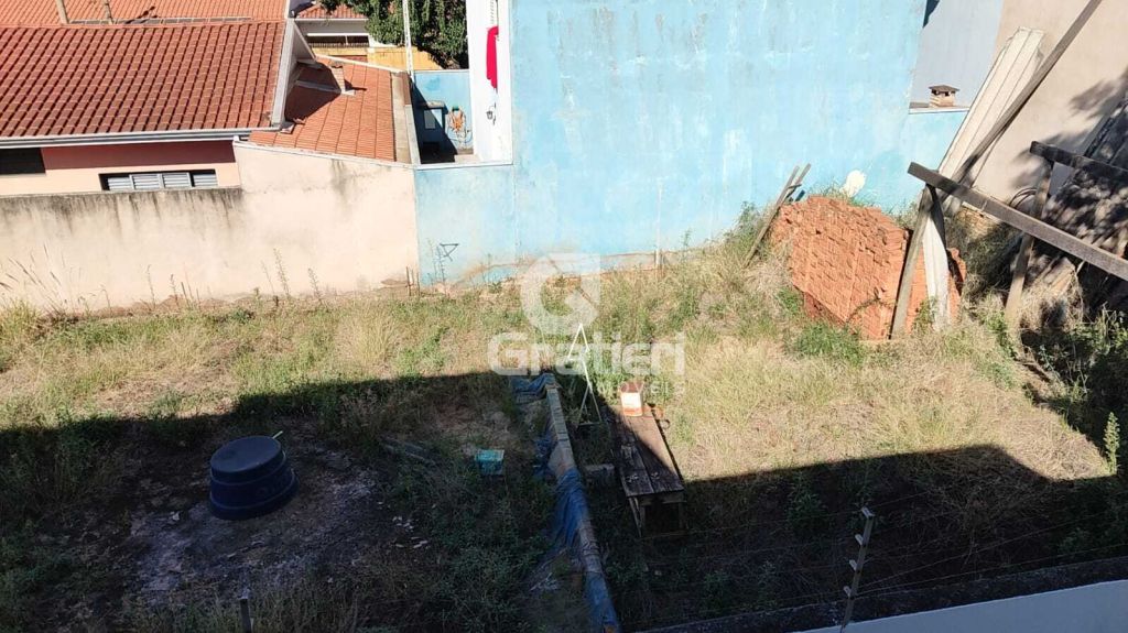 Terreno 12x35, todo murado, perto da rodoviária