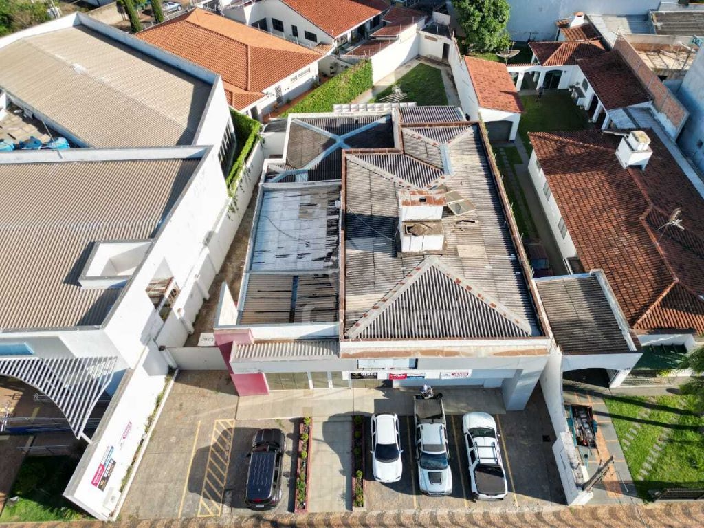 Prédio comercial na av. Bento de abreu – centro