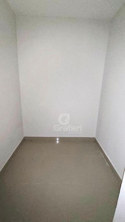 Prédio comercial na av. Bento de abreu – centro