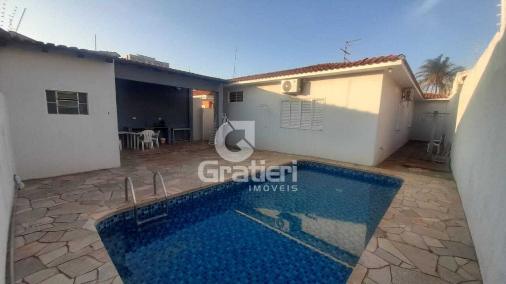Casa 3 dormitórios com armários sendo 1 suíte, vila harmonia