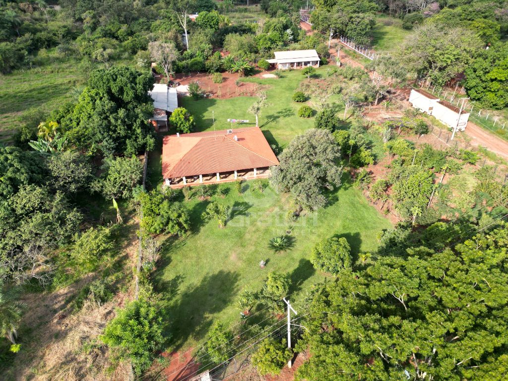 Chacara atrás da lupo