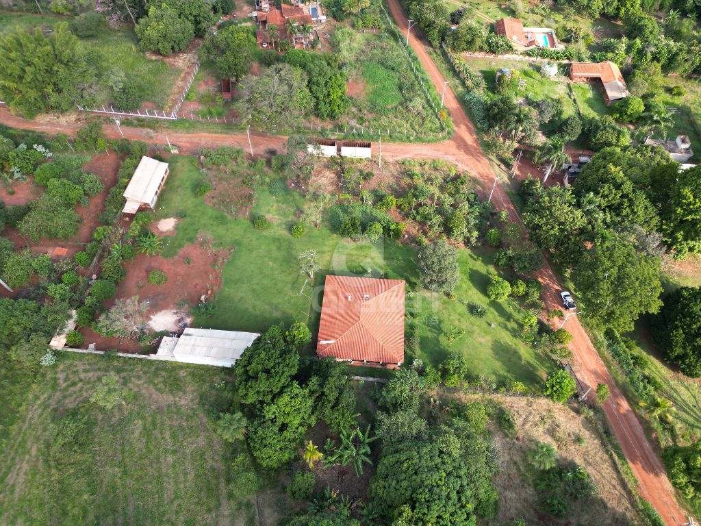 Chacara atrás da lupo