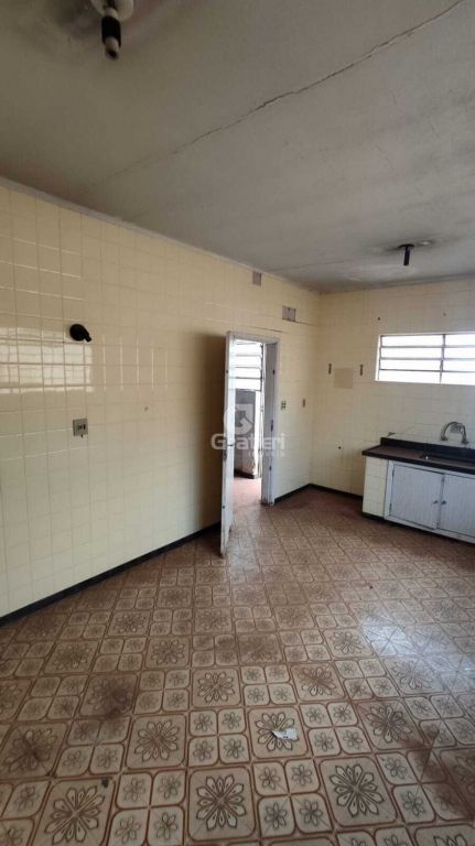 Casa na rua padre duarte em frente ao eeba (necessita reforma)