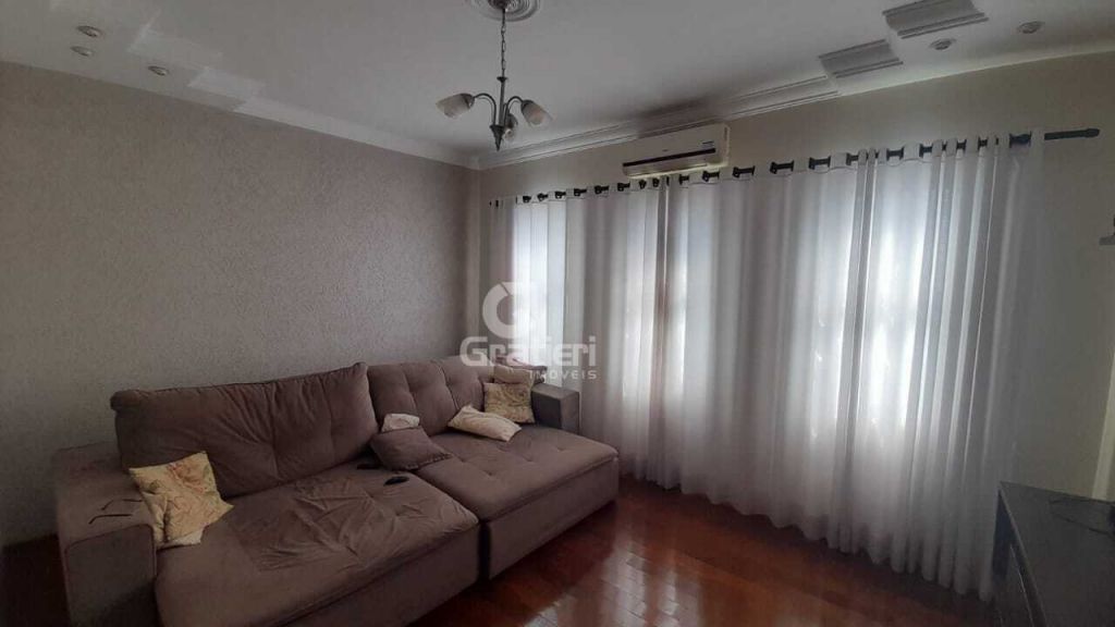 Casa jd. Arangá 3 quartos s/ 1 suíte