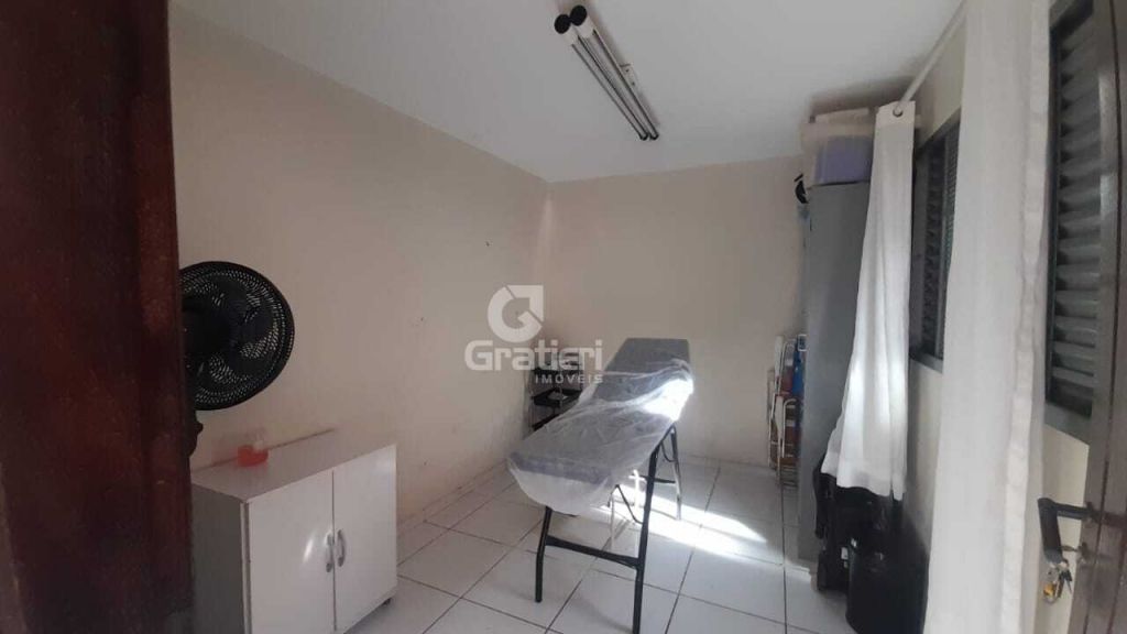 Casa jd. Arangá 3 quartos s/ 1 suíte