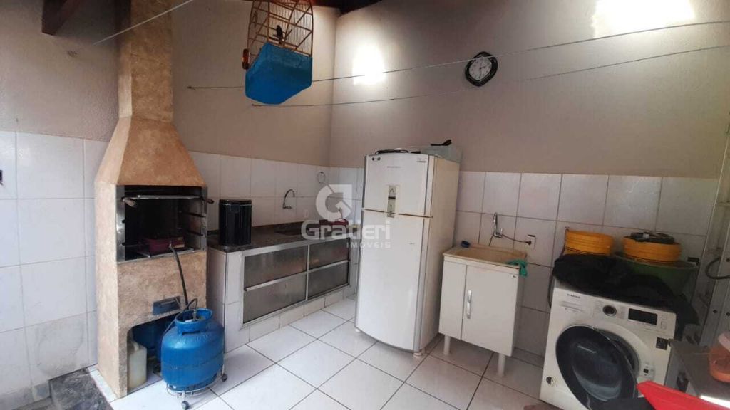 Casa jd. Arangá 3 quartos s/ 1 suíte