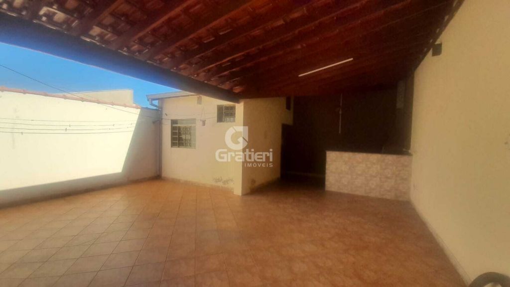 Casa 2 quartos 1 nos fundos no pq. Igaçaba
