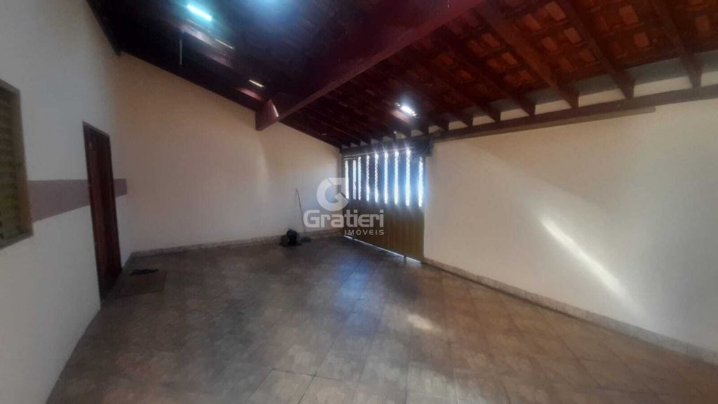 Casa 2 quartos 1 nos fundos no pq. Igaçaba