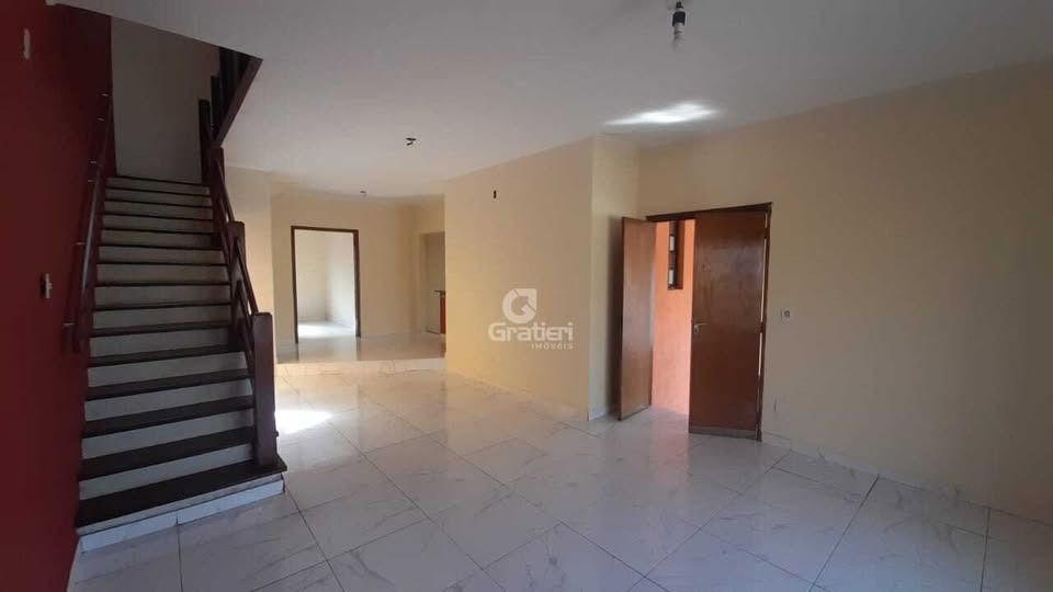 Sobrado 3 quartos s/ 1 suíte - jd arangá